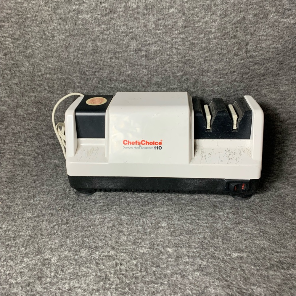 Chef's Choice 110 Multistage Diamond Hone Professional Electric Knife Sharpener